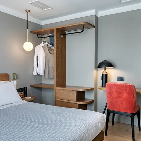 Hotel Bob W Eolou