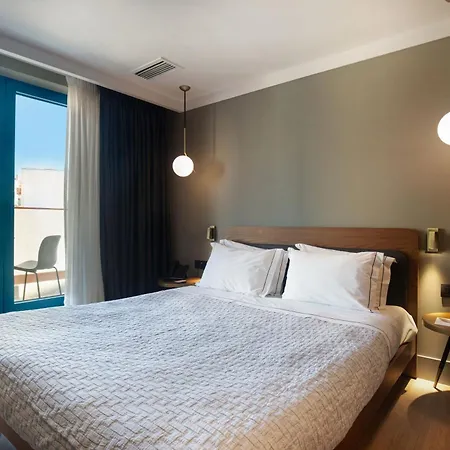 Hotel Bob W Eolou 4*